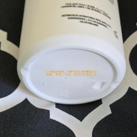 BYREDO Gypsy Water Body Wash - Picture 3 of 3